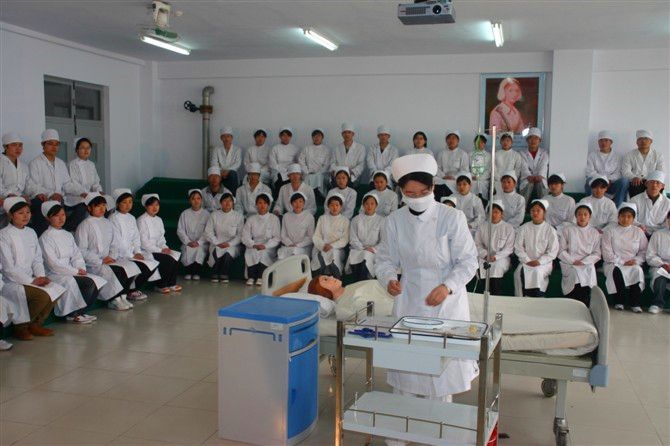 成都卫生学学校专业好不好_四川比较好的职业技术学校有成都卫校吗?