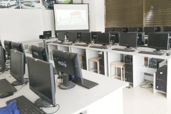 成都五月花学校实训室 成都五月花学校实训室