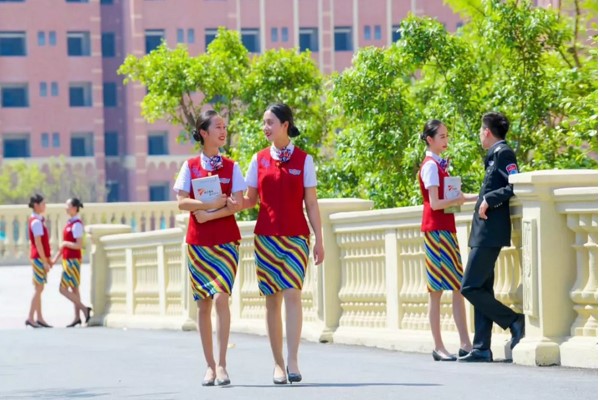 天府新区航空旅游职业学院学子风采 天府新区航空旅游职业学院学子风采