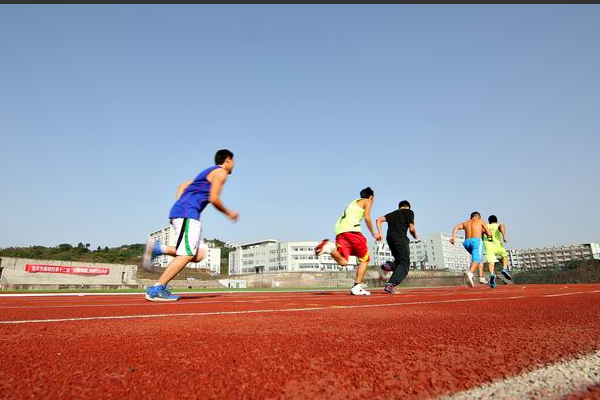 四川省峨眉山市职业技术学校环境 四川省峨眉山市职业技术学校环境