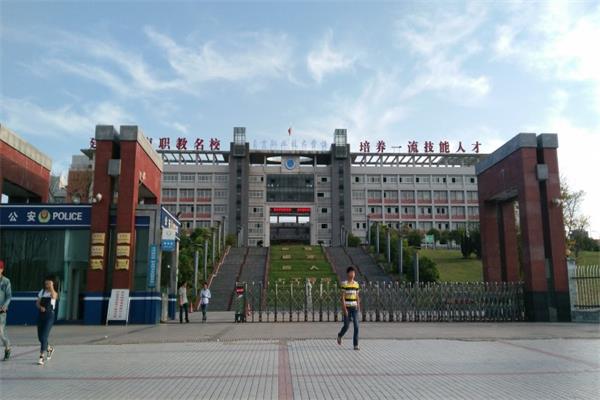 3+3和3+4中职学校分别是什么 和3年制中专有什么区别