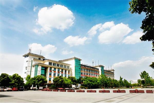 成都中专学校哪些学校比较好 排名前三学校介绍