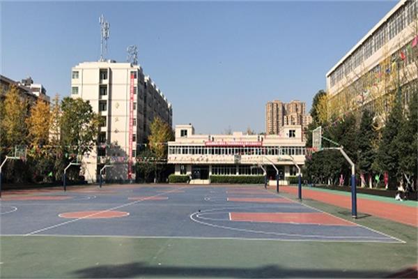 成都中专学校 成都中专学校
