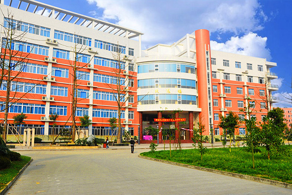 成都中专学校学费 成都中专学校学费