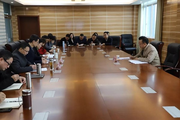 四川中专学校南充师范学校召开调研成果交流会