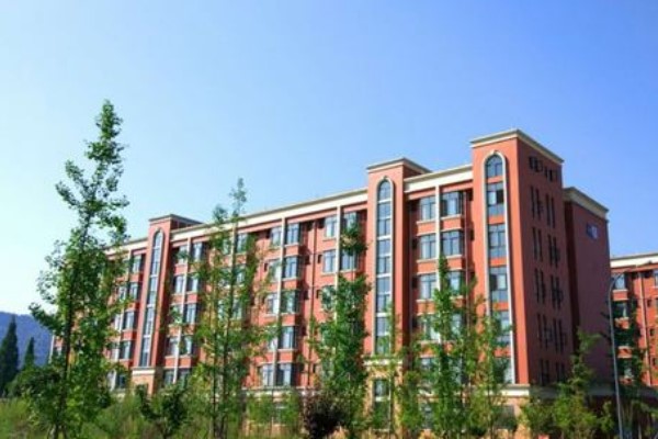 乐山医药科技学校 乐山医药科技学校