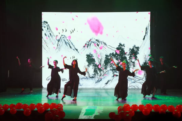 现代艺术学校 现代艺术学校