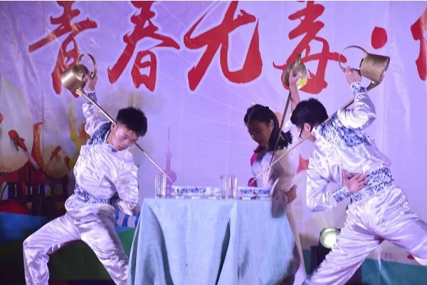 四川职业院校汽车职业技术学院举行社团活动闭幕式