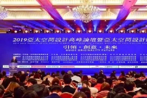 成都艺术高中成艺附中工艺美术部工作室获奖