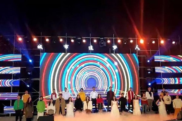 四川中职学校四川城市技师学院举行迎新晚会