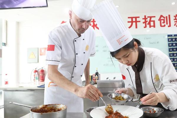 成都中职学校新东方烹饪学校2020年春季报名开始啦 成都中职学校新东方烹饪学校2020年春季报名开始啦