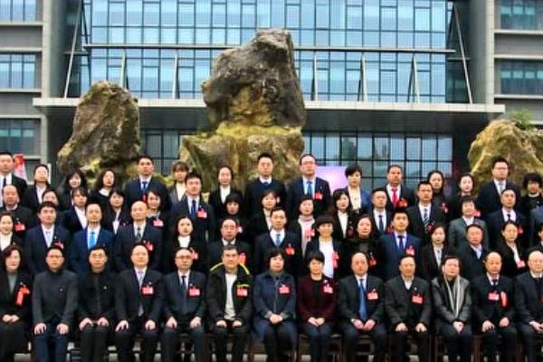 四川中专学校四川现代艺术学校举行第二次党代会