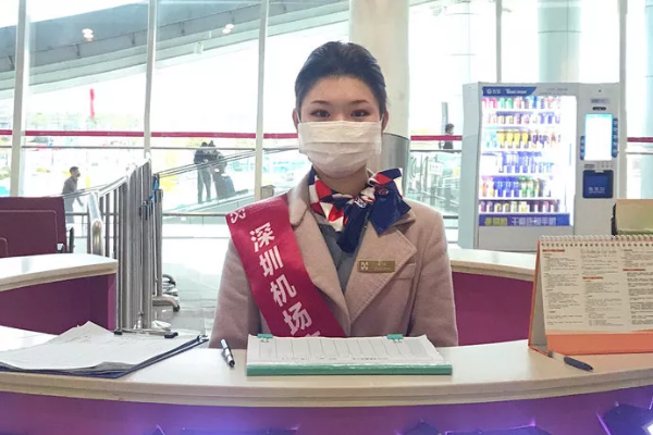 四川职业高中成都航空旅游职业学校毕业学子坚守在工作岗位