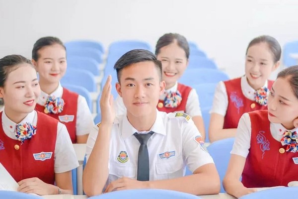 成都东星航空职业学校通知 成都东星航空职业学校通知