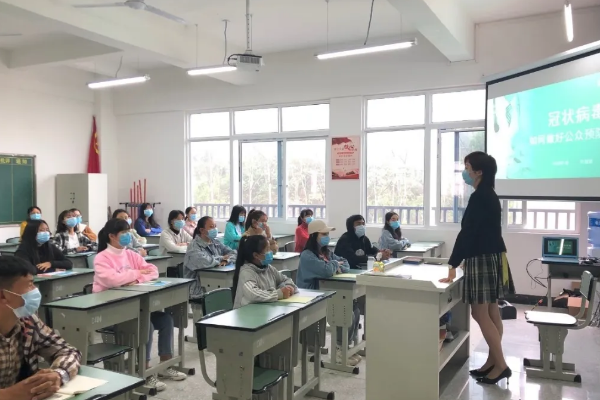 计算机应用专业同学们 计算机应用专业同学们