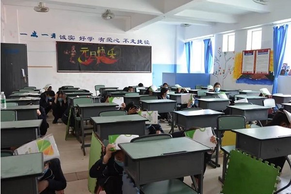 华商理工学校开展安全演练 华商理工学校开展安全演练