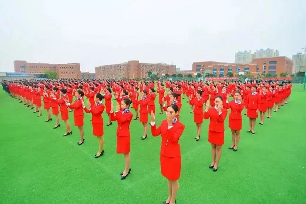 五月花学校就业保障|成都职业学校优秀学子