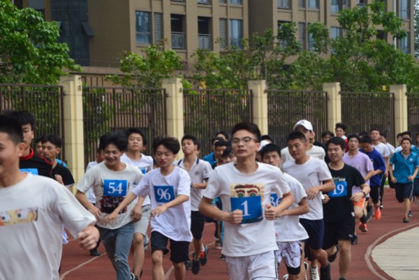 四川理工技师学院物联网专业学生 四川理工技师学院物联网专业学生