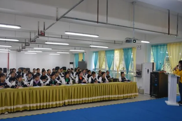 四川师范大学幼师学院 四川师范大学幼师学院