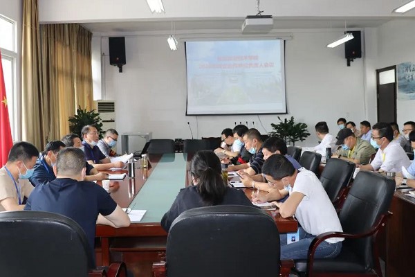 四川职业技术学校强管理——自贡职校召开校企合作会议