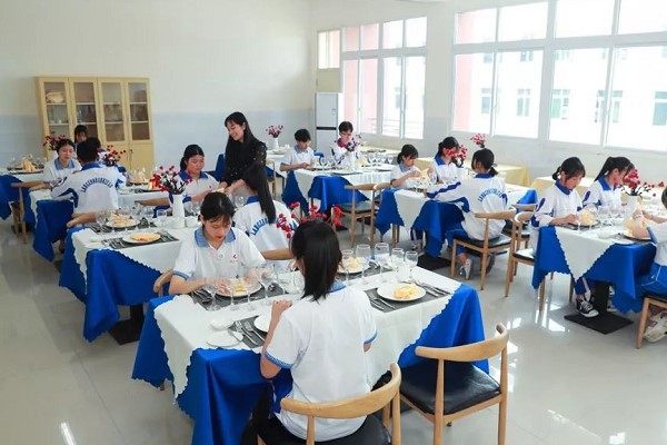 五月花学校旅游服务与管理专业 五月花学校旅游服务与管理专业