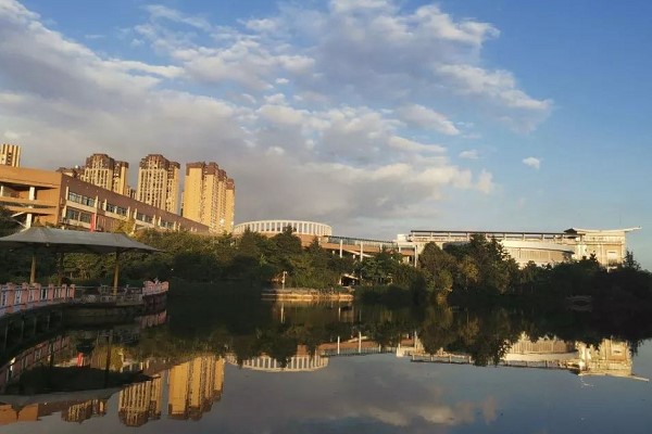 四川师范大学幼师学院 四川师范大学幼师学院