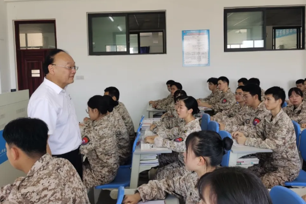 天府新区航空旅游职业学院《形势与政策》课纪实
