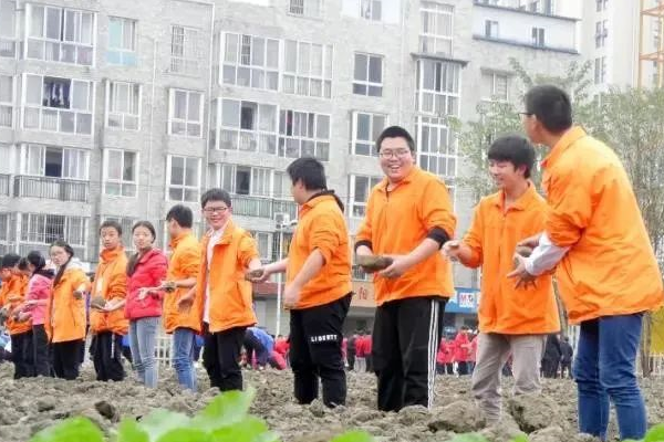 成都华商理工学校怎么样 成都华商理工学校怎么样