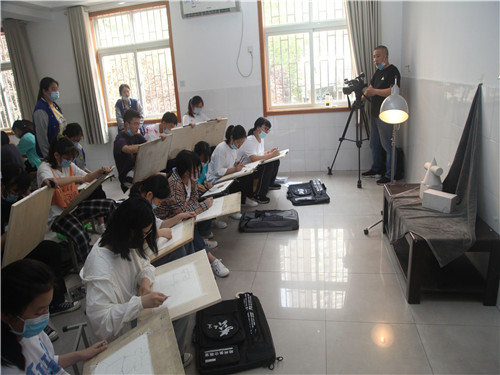 四川现代艺术学校绘画专业好不好就业 四川现代艺术学校绘画专业好不好就业