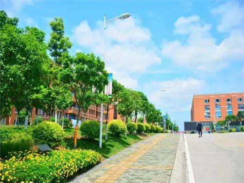 四川五月花技师学院口碑怎么样