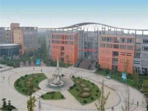 四川城市技师学院技校与中专、职校的区别?哪个最适合你？