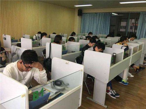 四川城市技师学院男生学什么专业好