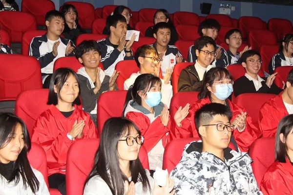 四川五月花技师学院怎么样 来看看五月花学校的知识竞赛