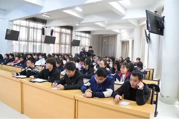 成都铁路卫校怎么样 铁路卫校举行举行第党校开学典礼