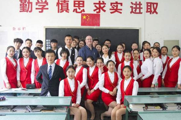 成都希望职业学校学生风采 成都希望职业学校学生风采
