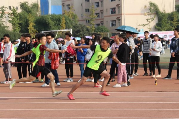 四川师范大学幼师学院同学们 四川师范大学幼师学院同学们
