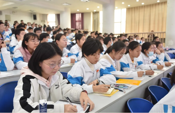 成都龙泉二中 成都龙泉二中