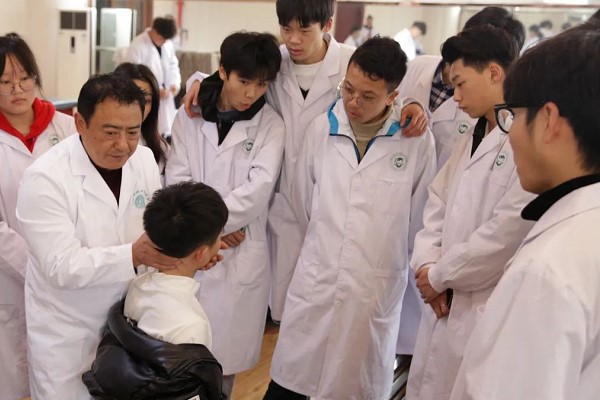 四川省针灸学校怎么样 四川省针灸学校怎么样