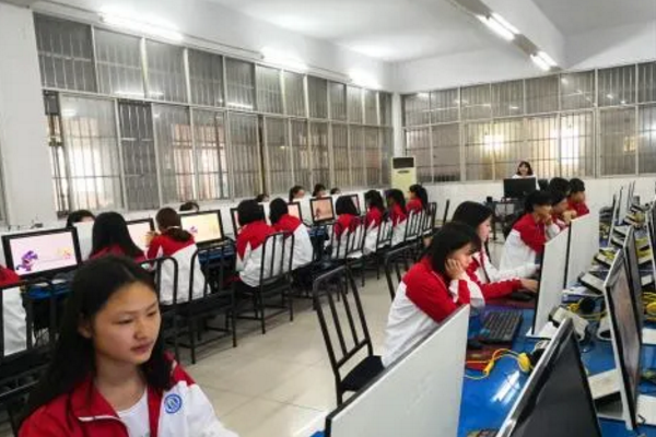 四川理工技师学院管理好不好_教学怎么样