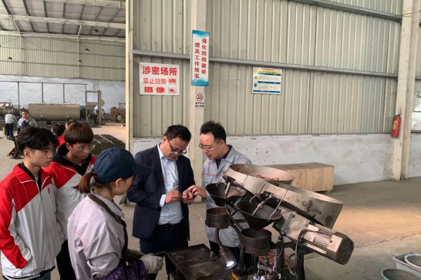 四川理工技师学院管理