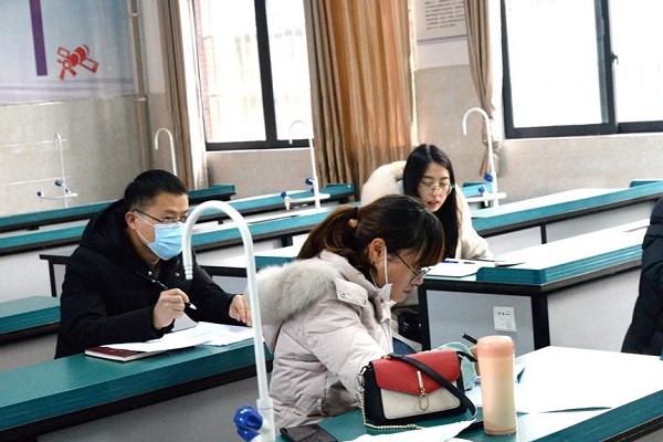 蒲江县寿安中学校长是谁