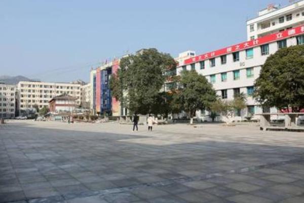 大邑中学初中部 大邑中学初中部