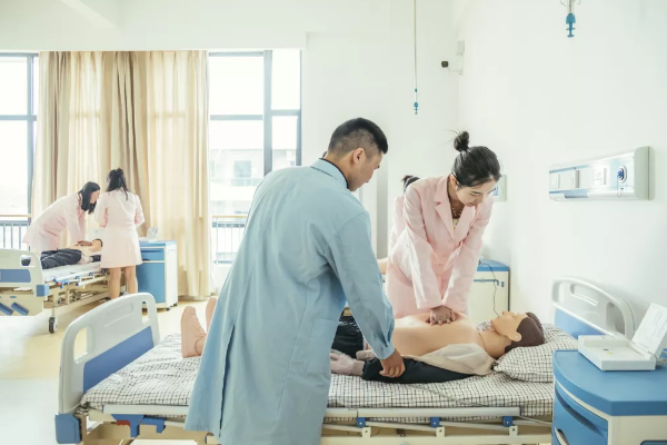 成都希望职业学校 成都希望职业学校