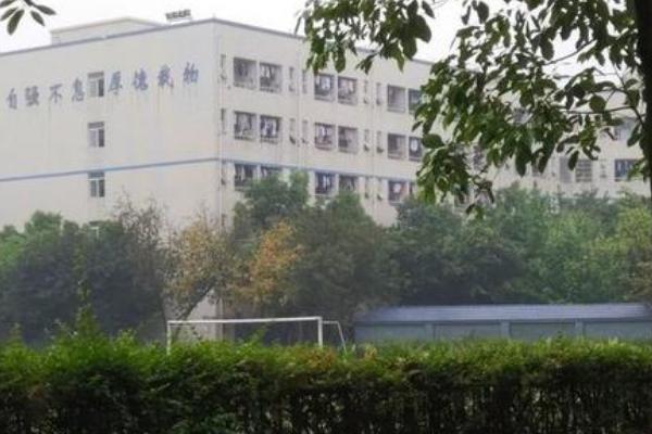 眉山丹棱中学高考成绩_丹棱中学好吗