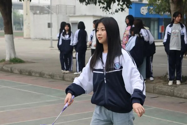 德阳科贸职业学院中职部好吗 德阳科贸职业学院中职部好吗