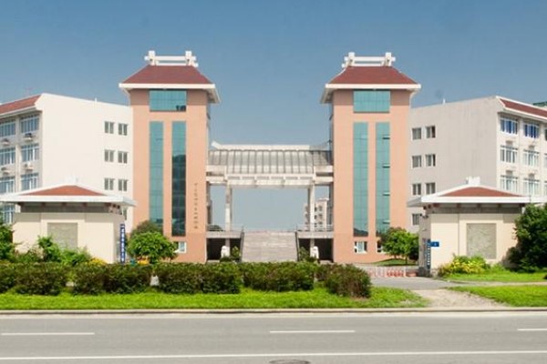 护理专业哪个学校比较好 护理专业哪个学校比较好