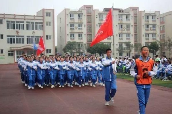 2020年四川省大邑中学录取分数线_大邑中学好吗