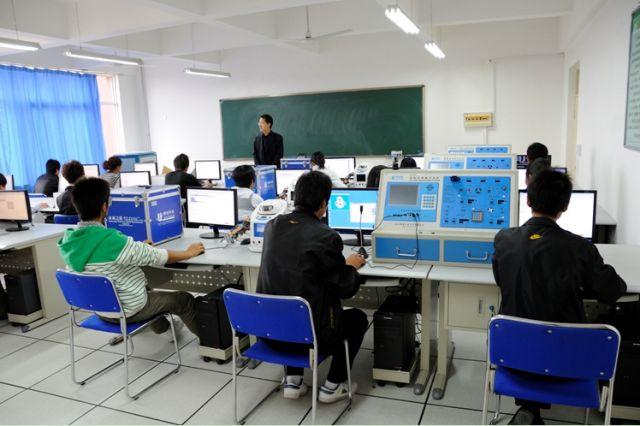四川城市技师学院计算机专业解说