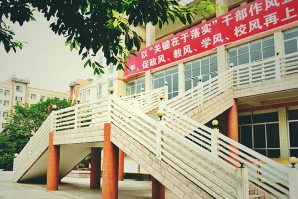 江油一中校风好吗 江油一中师资力量怎样
