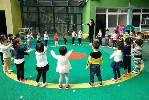 学习幼师专业到四川理工技师学院